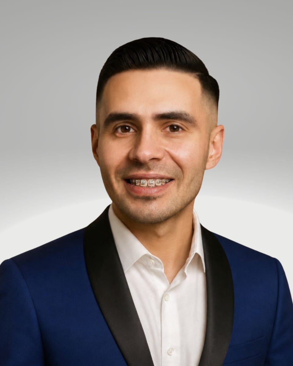Antonio M Guzman